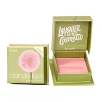 بودرة أحمر خدود ناعمة من بنفت لون طبيعي يدوم طويلا...