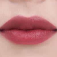 مويرا ليب كرش احمر شفاه وبلاشر كريمي