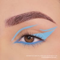 ايلاينر سائل للعين من مويرا