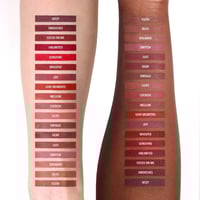 قلم تحديد وأحمر شفاه ليب بلوم من مويرا