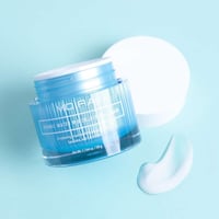 كريم ترطيب البشرة مويرا MOIRA ATOMIC WATER MOISTUR...