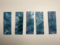 فاصل كتابي - بلون عشوائي