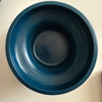 حلزوني بلون عشوائي