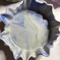 مجموعة تقديم (متعرج الأطراف) - لون عشوائي