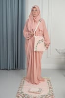 بكج سجادة وشرشف وشنطة وغلاف مصحف