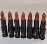 روج مطفي بزبدة الشيا وزيت الجوجوبا 132