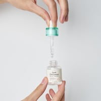 سيروم حب الشباب وترطيب البشرة من اكسيس واي 15 مل