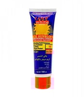 كريم واقي الشمس ومبيض بالكولاجين بعامل حماية 60+ م...