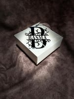 تعليقه مزخرفه