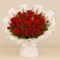 باقة توليب احمر 70 ورده