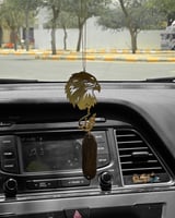 تعليقة صقر بكسرة العود