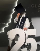 وشاح وقبعة التخرج