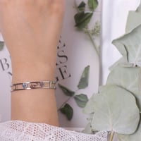 اسواره أنيقه بالاسم