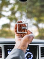 تعليقة سيارة بالاسم و استودعتك الله