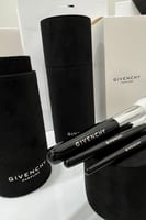 مجموعة فرش مكياج جفنشي مع الكيس