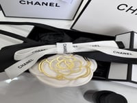 تعليقه سياره شانيل حجر مع عطر