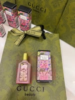 عطر قوتشي فلورا الجديد 5 مل مع الكيس