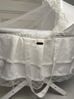 مهد مواليد (سلة موسى) + قاعدة