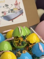 بوكس العيد بيضة الديناصورات