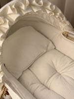 سلة موسى + قاعدة خشب ابيض