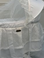 مهد مواليد (سلة موسى) + قاعدة