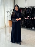 عباية D633- شتوية قماش مخمل كسرات دبل كلوش-كحلي
