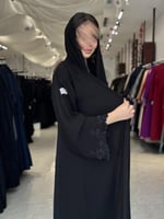 عباية D571 - قماش انترنت تطريز اكمام اسود