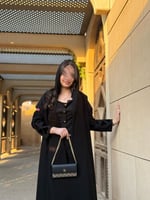 عباية D629 - قماش كتان باكمام تطريز مخمل