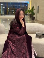 عباية D642 - قماش مخمل بتدخيلات دانتيل - عنابي