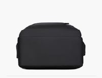 شنطة حقيبة ظهر للطلاب والتنقل لون أسود مع أخضر