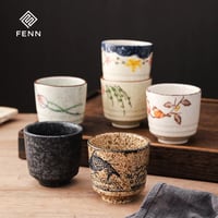 كوب فلات وايت بني مع نقش سمكة 150 مل