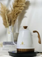 غلاية بريستا ذكية لون ابيض من دبل شوت