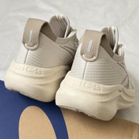 Gel Nimbus 27 'Birch Feather Grey