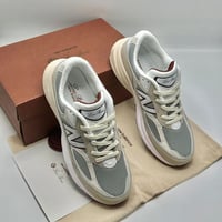 نيوبلنس X لوربيان