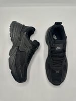 حذاء نايكي V2K run