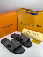 Louis vuitton slippers