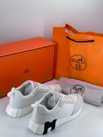 سنيكرز هيرمس