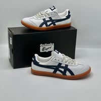ONITSUKA TIGER