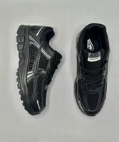 Nike Air Zoom Vomero 5