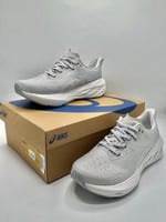 حذاء اسيكس Nova Blast 4