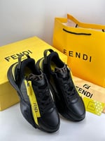 حذاء Fendi Flow
