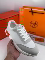 سنيكرز هيرمس