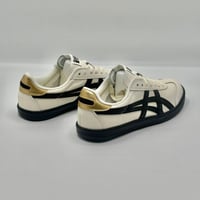ONITSUKA TIGER