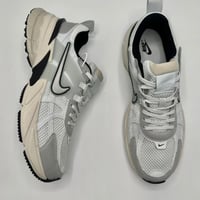 حذاء نايكي V2K run