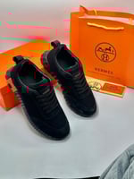 سنيكرز هيرمس