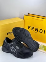 حذاء Fendi Flow