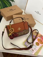 شنط كوتش صغير