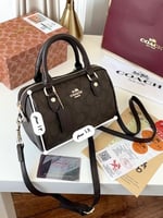 شنطة كوتش - COACH