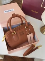 شنطة ميو ميو - MIU MIU M1