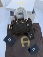 بني قماش